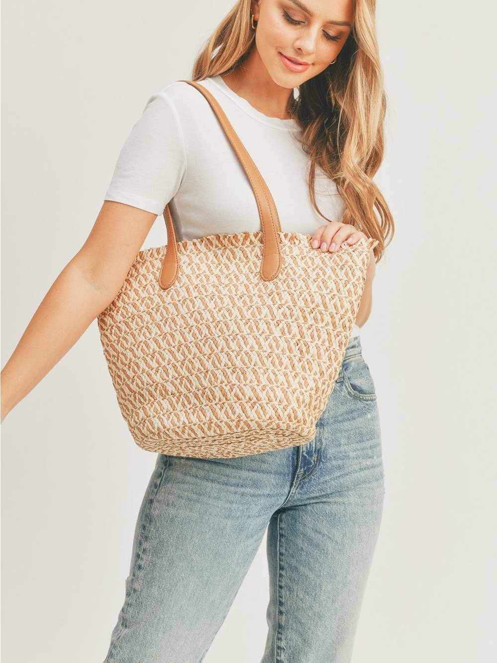 Woven Straw Tote Bag with Tan Handles - Picture 3 of 8